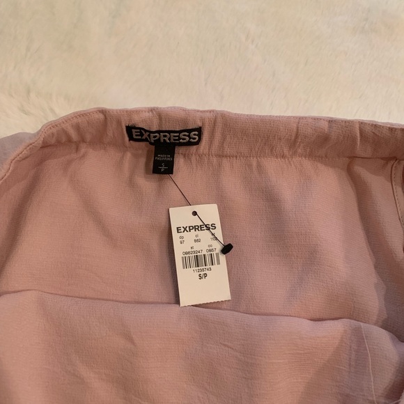 Express off the shoulder top - Picture 2 of 3